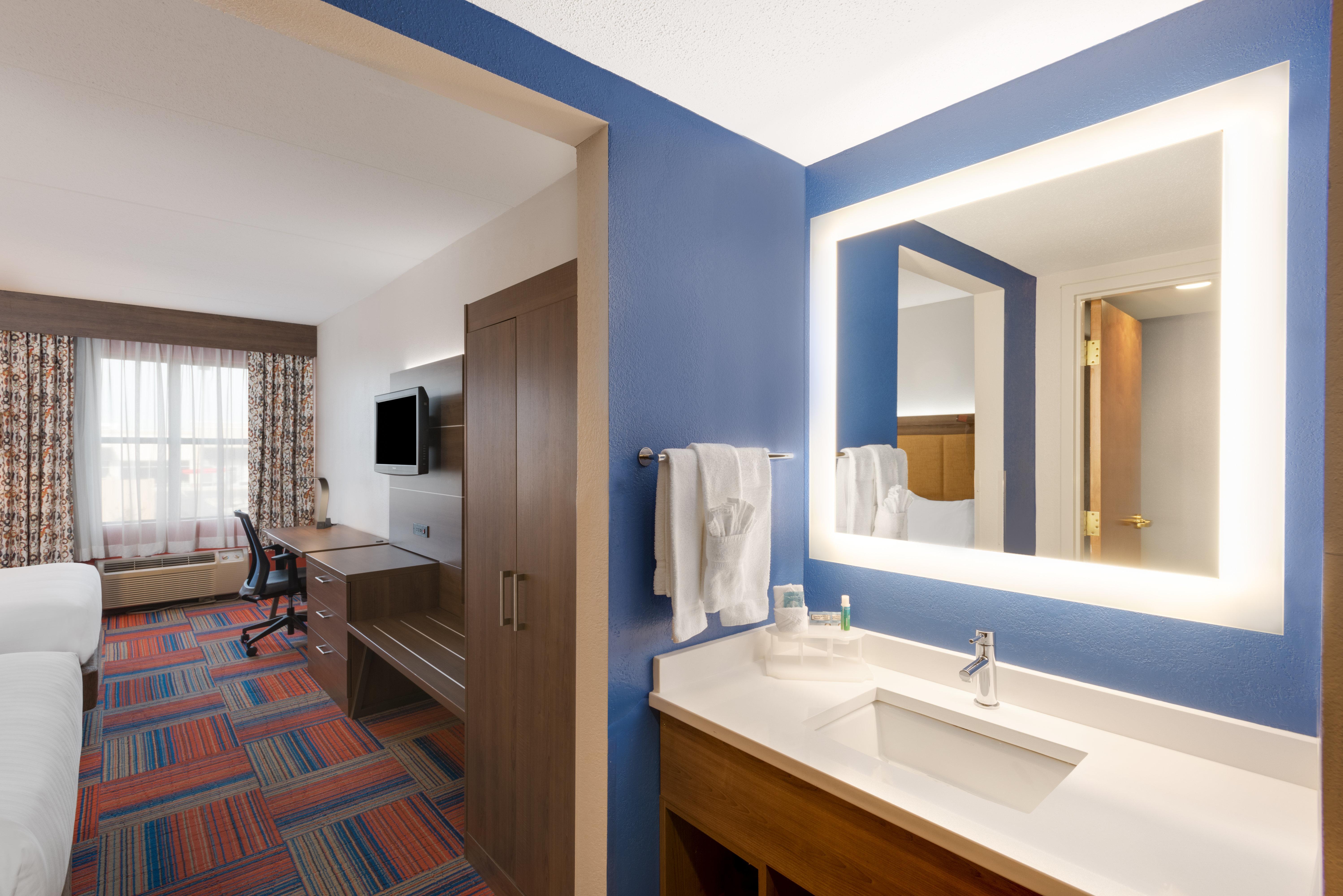 Holiday Inn Express Cambridge By Ihg Екстериор снимка