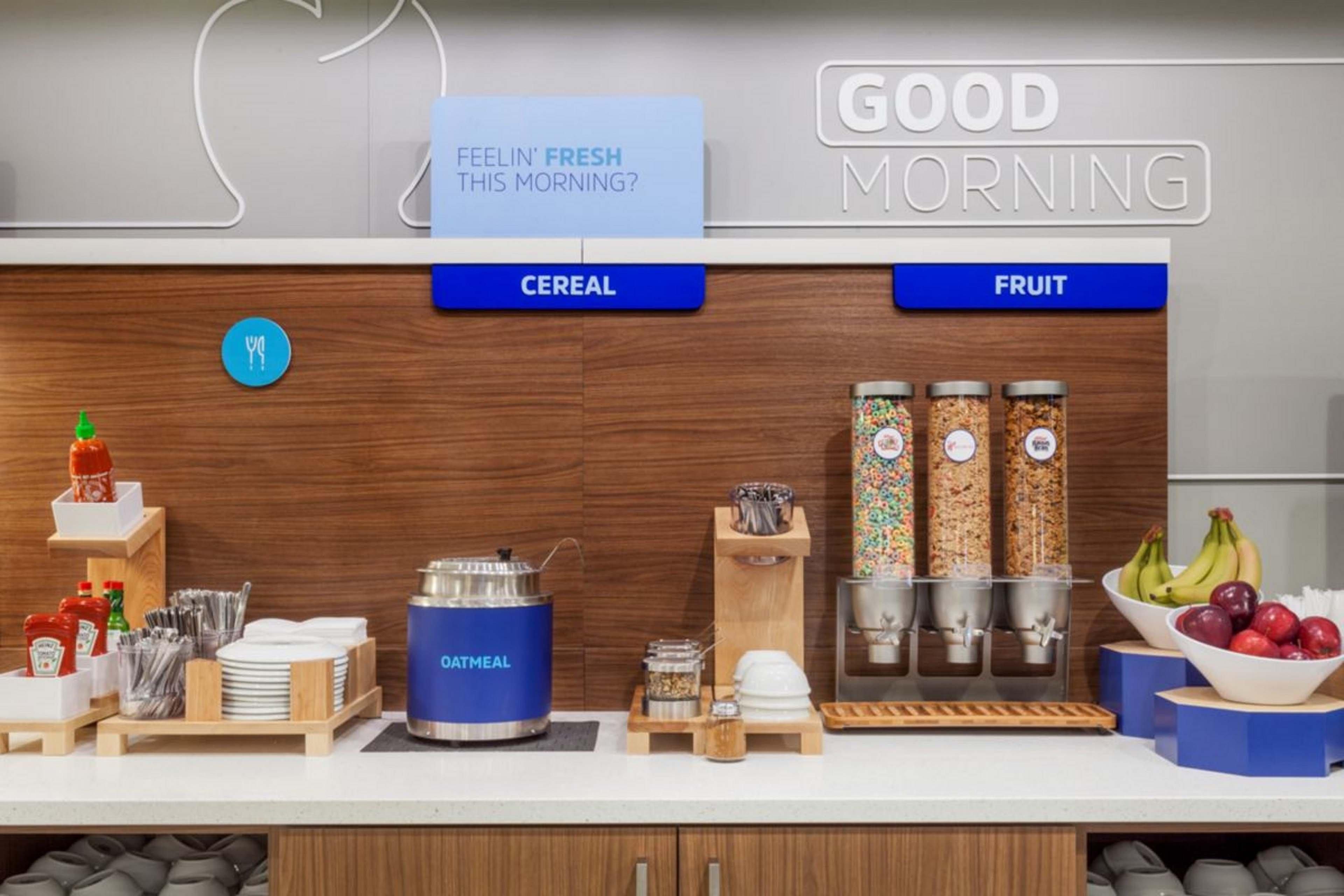 Holiday Inn Express Cambridge By Ihg Екстериор снимка